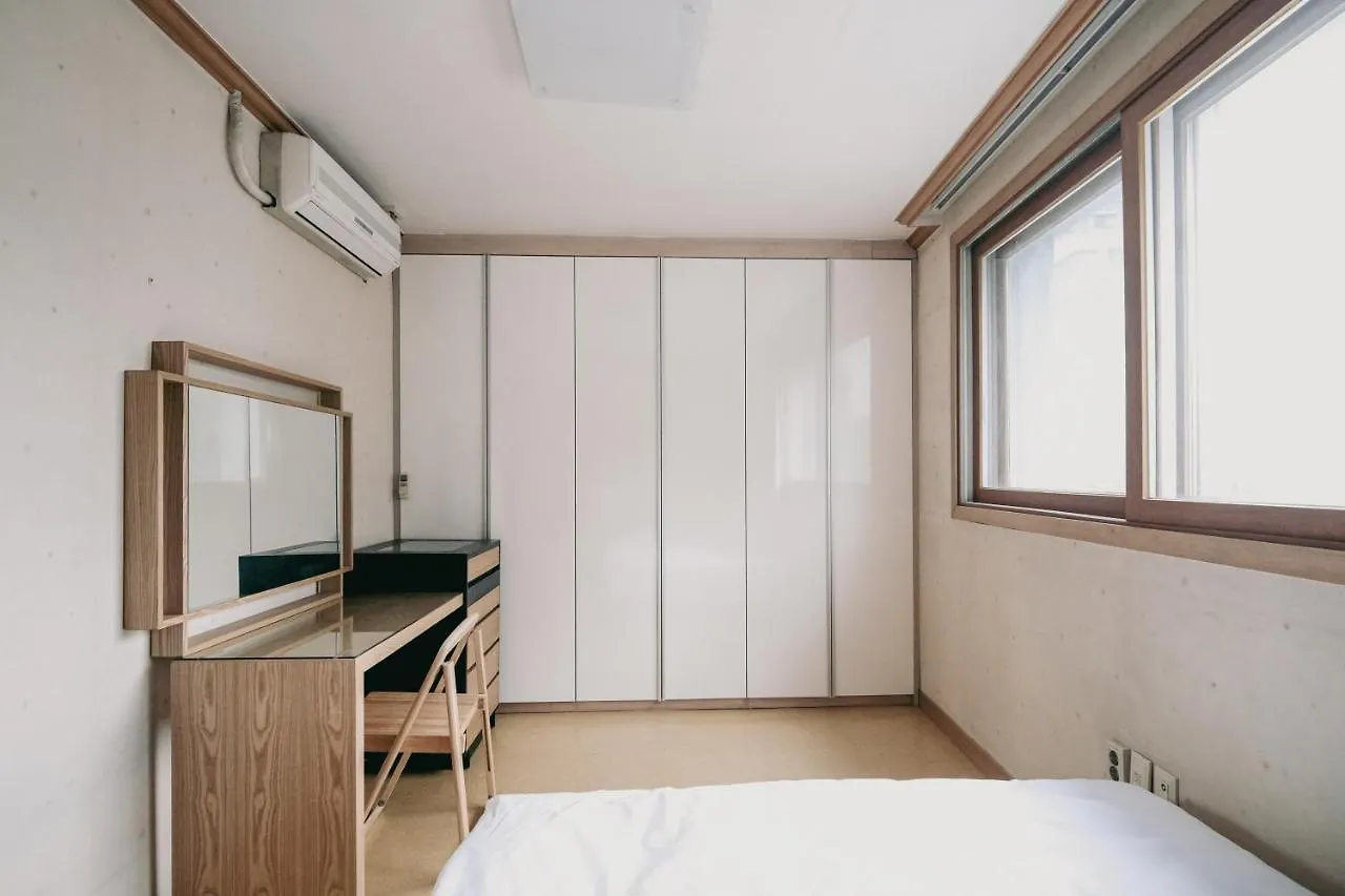 Yeonnam-Dong Edge House_Honeymoon Yeonnam Διαμέρισμα Σεούλ